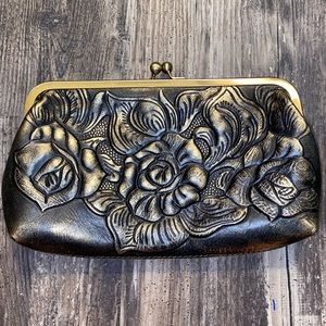 Patricia Nash clutch